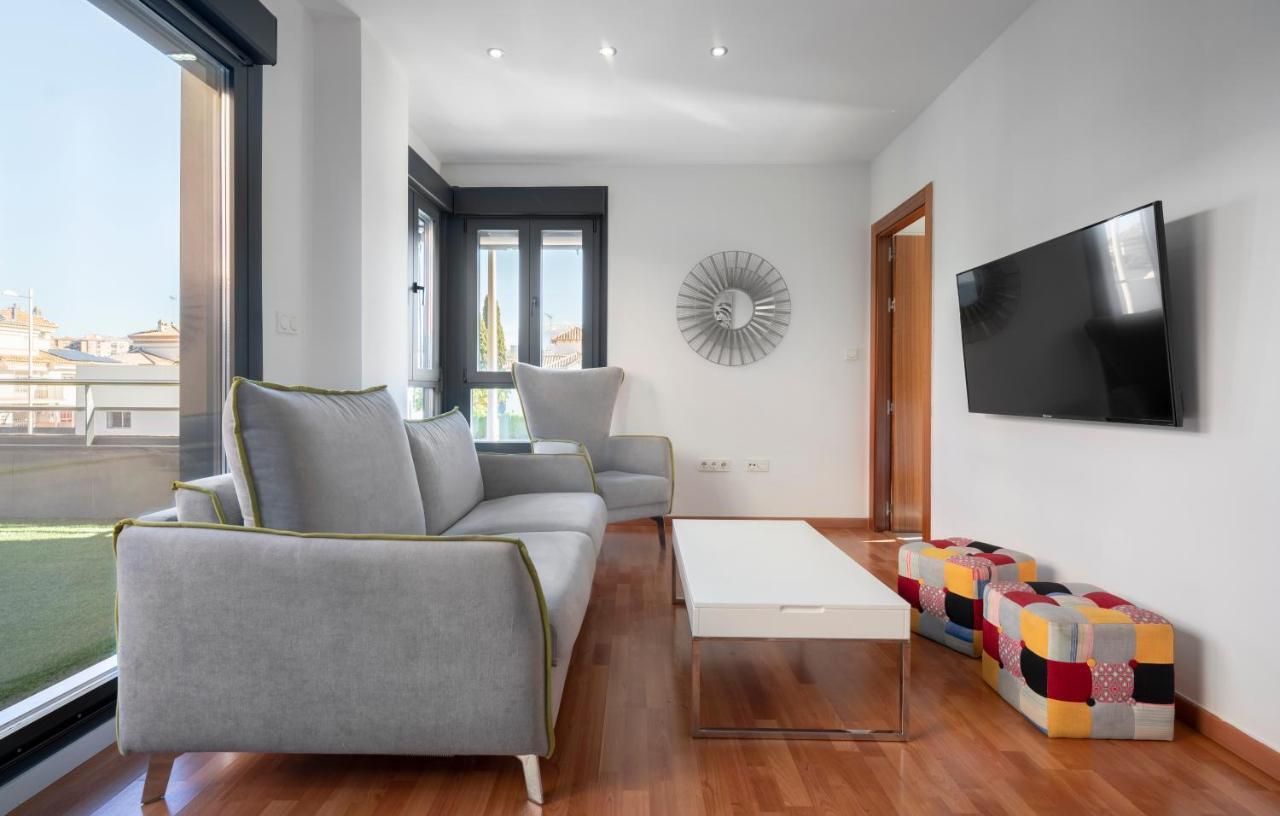 Enjoygranada Lujo Piscina Y Parking Apartman Kültér fotó