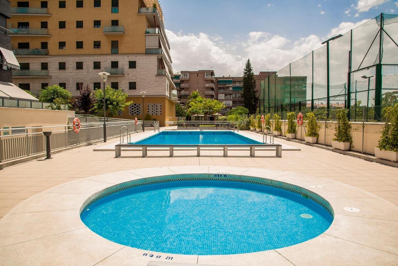Enjoygranada Lujo Piscina Y Parking Apartman Kültér fotó