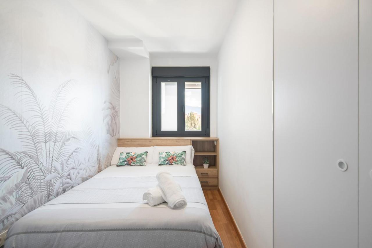 Enjoygranada Lujo Piscina Y Parking Apartman Kültér fotó